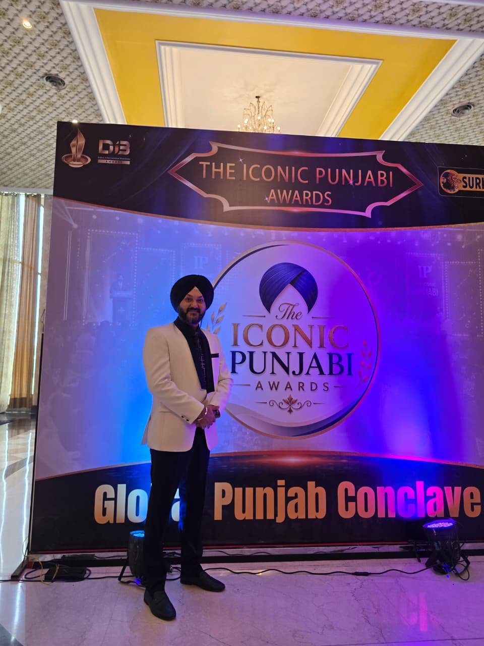 Dr. Nagpal at The Iconic Punjabi Awards - Global Punjab Conclave